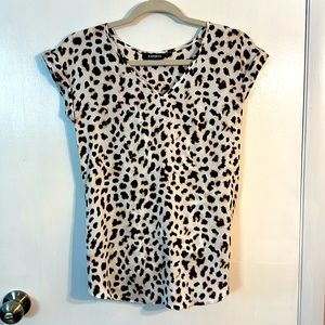 Printed Dressy Tee Size XS